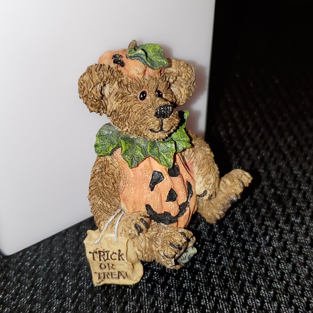 Vintage Halloween Pin Trick OR Treat
